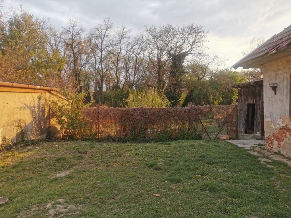 Hlavná fotka pozemku